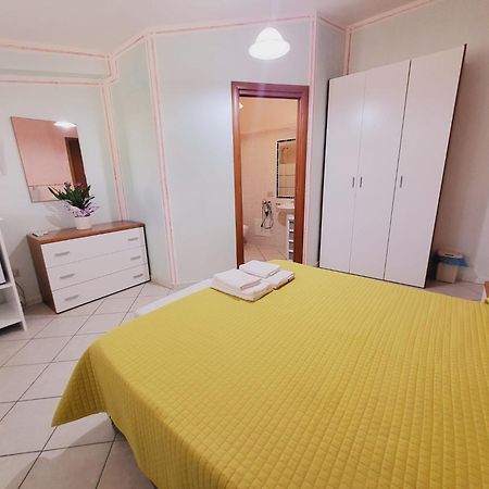 B&B Il Girasole Сант'Анна-Аррезі Екстер'єр фото