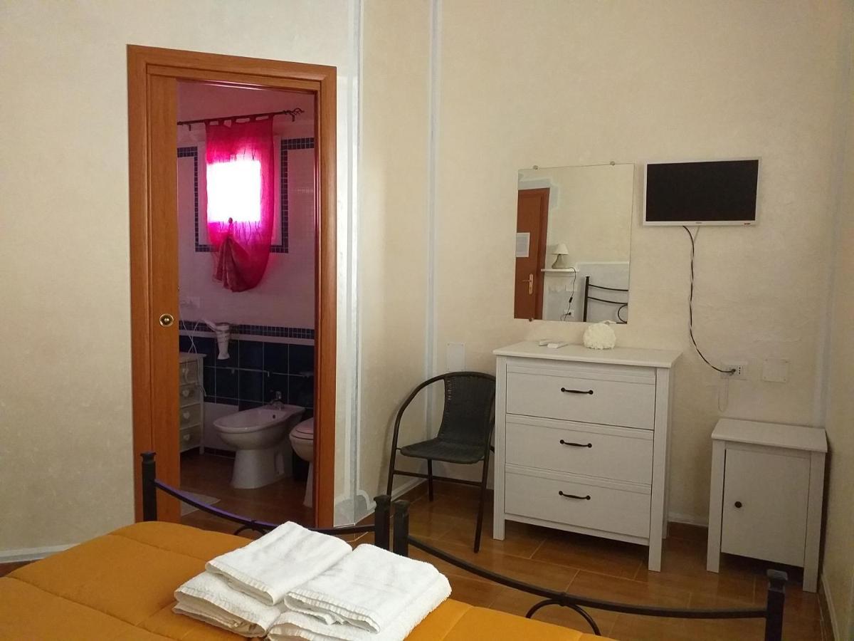 B&B Il Girasole Сант'Анна-Аррезі Екстер'єр фото