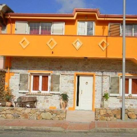 B&B Il Girasole Сант'Анна-Аррезі Екстер'єр фото