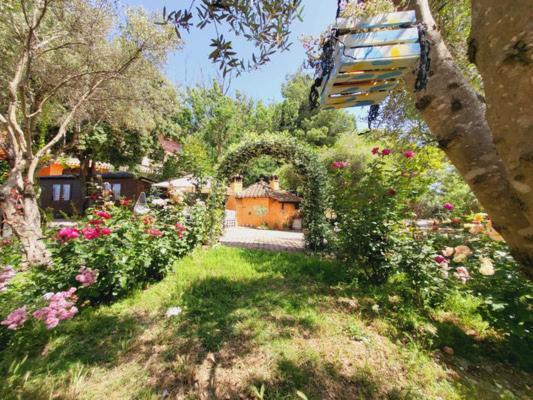 B&B Il Girasole Сант'Анна-Аррезі Екстер'єр фото