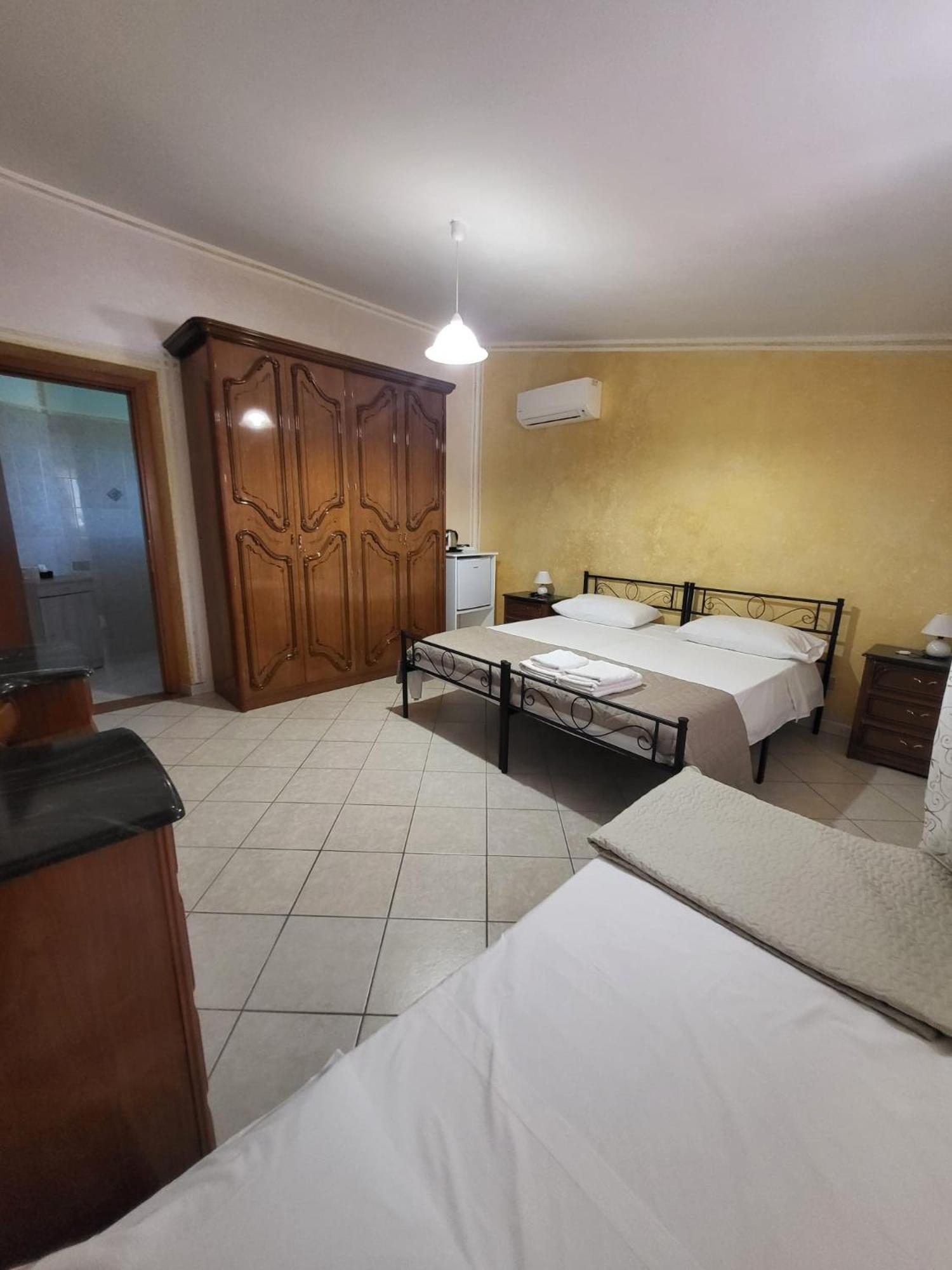 B&B Il Girasole Сант'Анна-Аррезі Екстер'єр фото