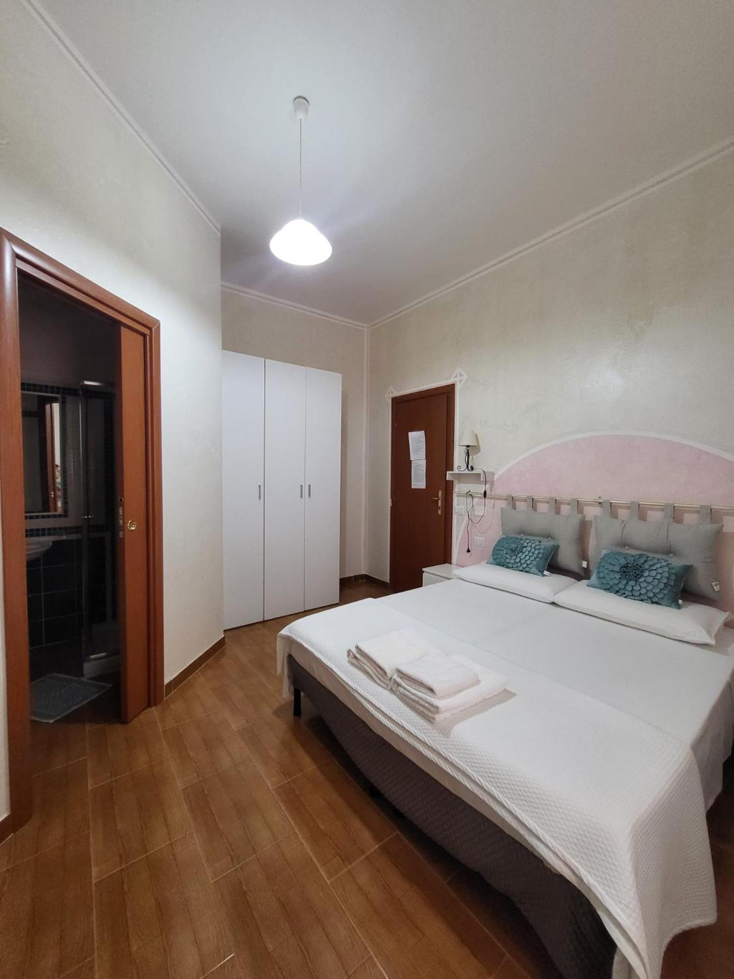 B&B Il Girasole Сант'Анна-Аррезі Екстер'єр фото